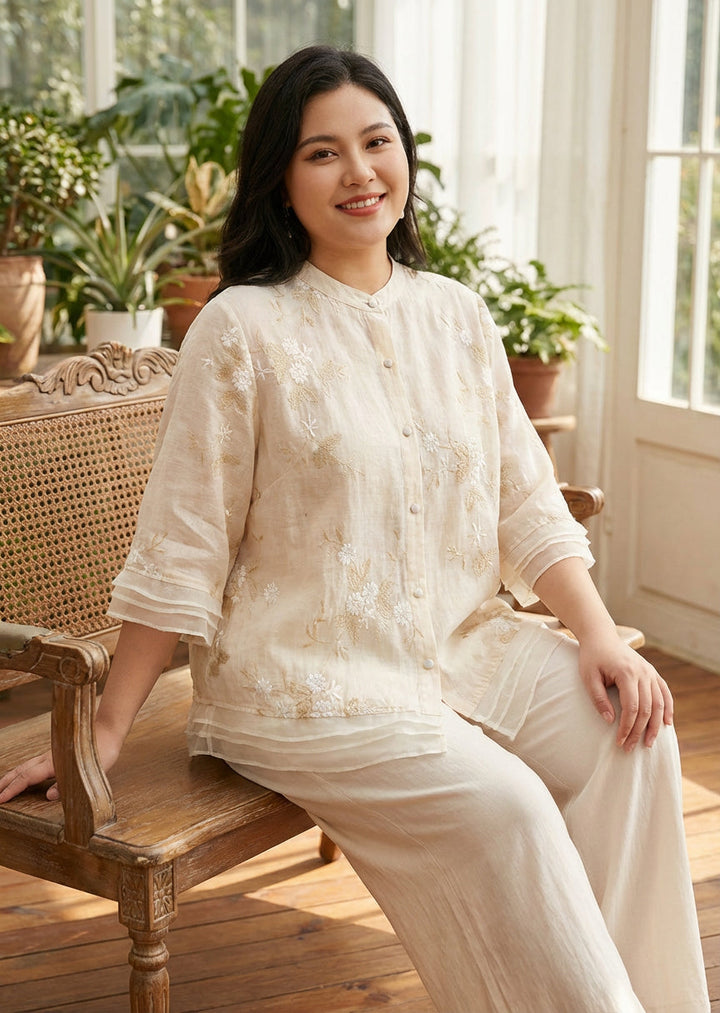 Anouk | Chic Blouse with Floral Accents