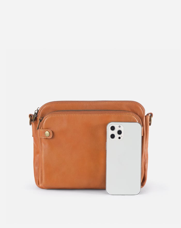 Jovie | Sleek Three-Layer Crossbody Bag