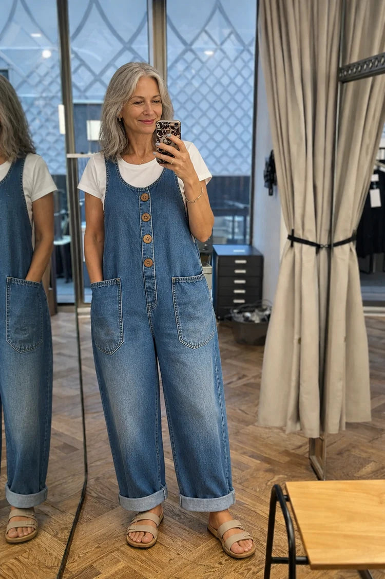 <h2><strong>CUSTOMERS LOVE OUR BOUTIQUE</strong></h2>