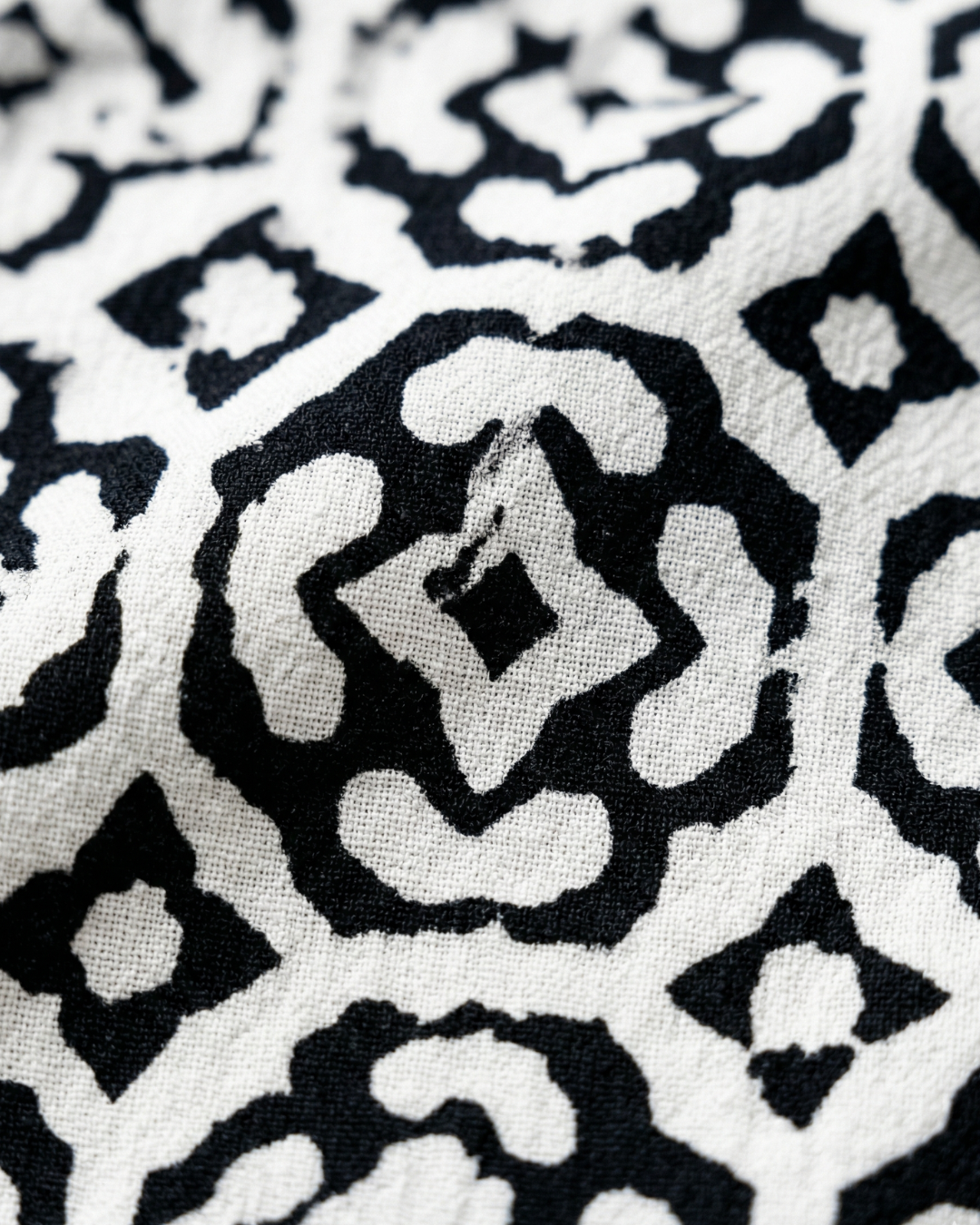 Laura | Button-Front Printed Set